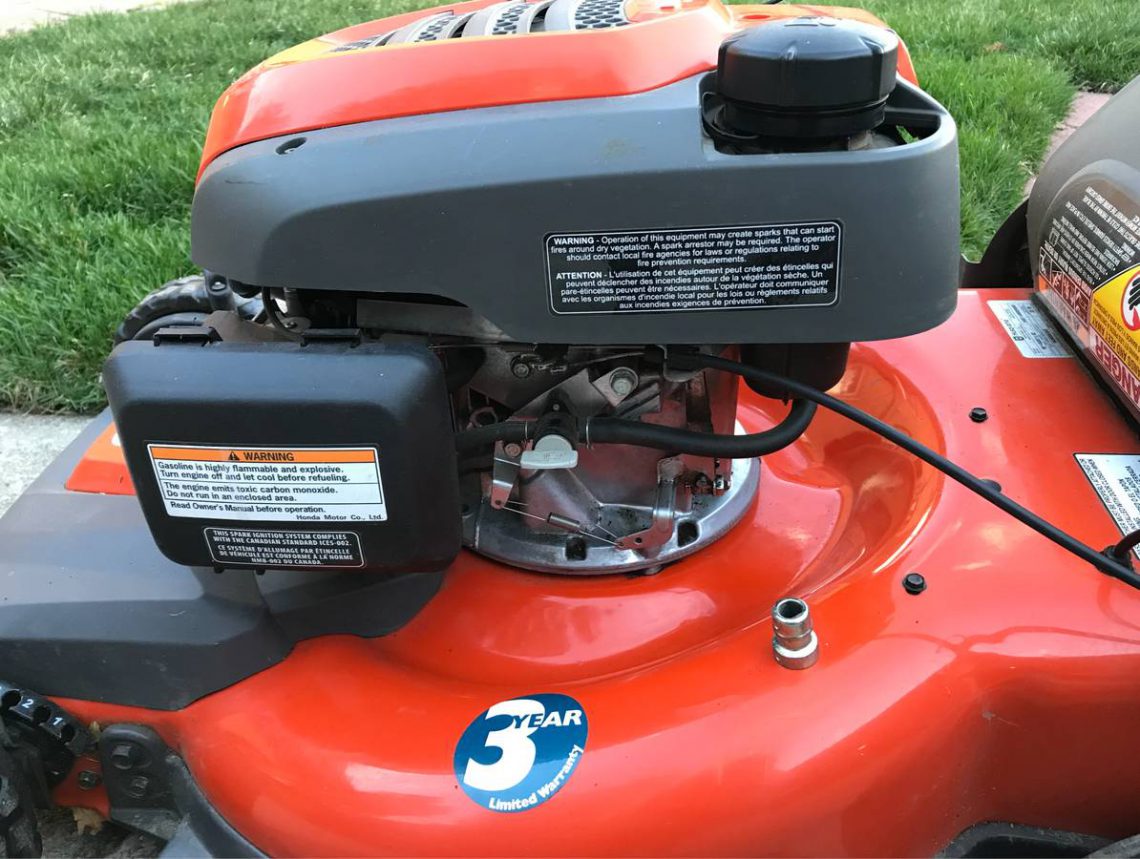 Husqvarna HU800AWD Walk Behind 22 In Self Propelled Gas Lawn Mower