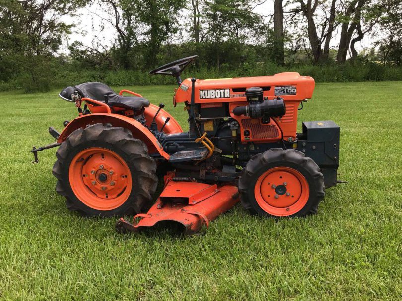 Kubota B5100 Diesel 4WD Compact Tractor - RonMowers