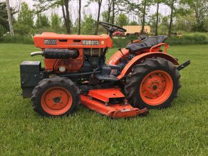 Kubota B5100 Diesel 4WD Compact Tractor - RonMowers