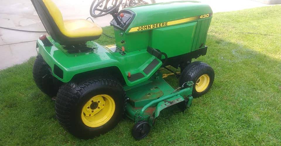 John Deere 430 Garden Tractor Riding Lawn Mower - RonMowers