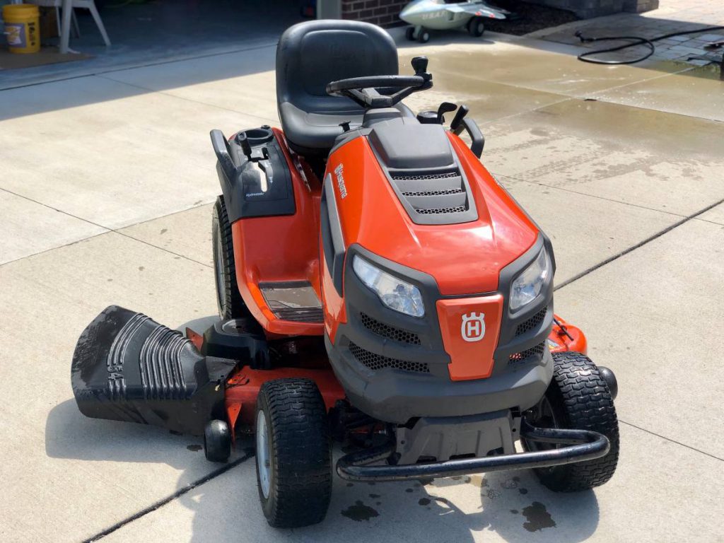 Husqvarna 54" Riding Mower Hydrostatic Model LGT2654 RonMowers