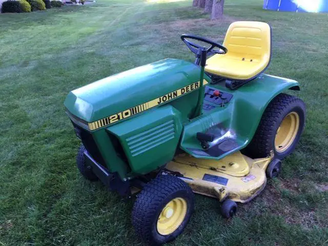 John deere 210 garden tractor hot sale