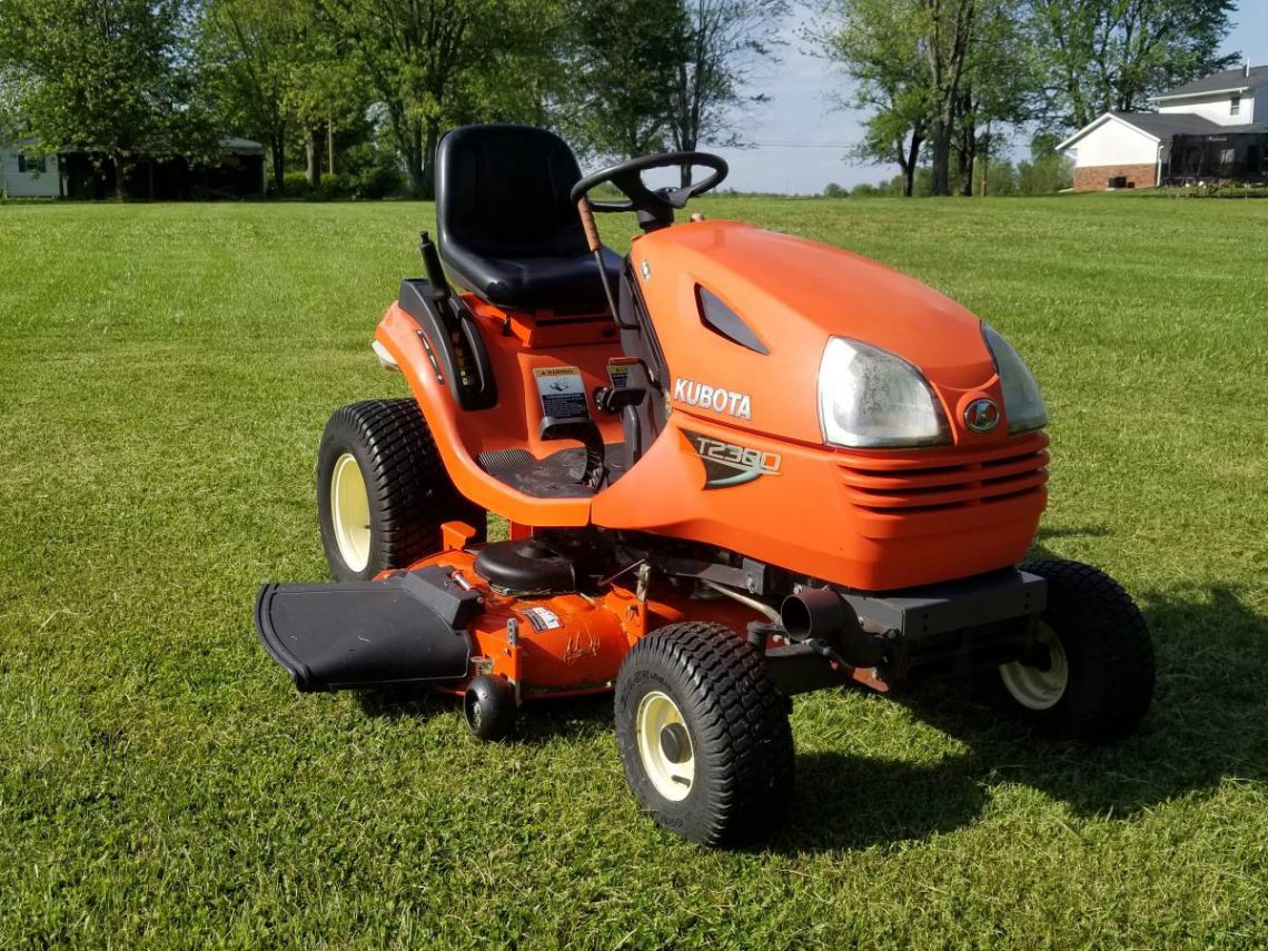 Kubota T2380 riding lawn mower 48 inch mower deck - RonMowers