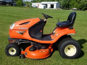 Kubota T2380 riding lawn mower 48 inch mower deck - RonMowers