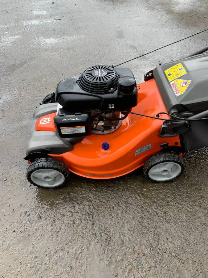 Husqvarna l221a honda awd compact 21 inch discount self propelled walk behind lawn mower stores