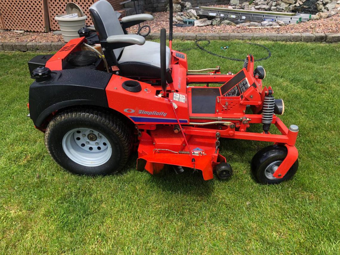 Simplicity Derby Colt ZT2148 Zero Turn Mower - RonMowers