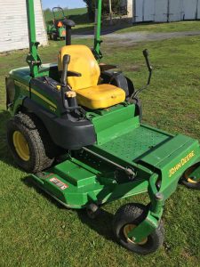 John Deere 60-Inch diesel zero turn riding lawn mower - RonMowers