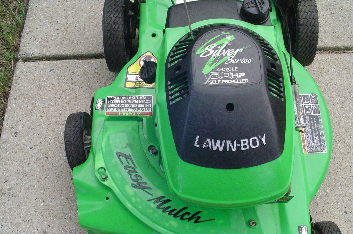 Lawn boy silver series best sale 4.5 hp self propelled