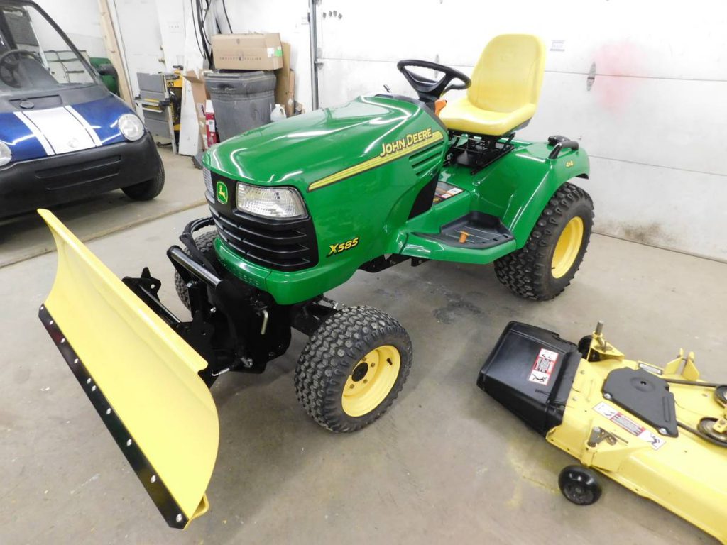 2003 John Deere x585 riding mower 4 wheel drive RonMowers