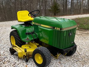 John Deere 430 Riding Lawn Mower - RonMowers