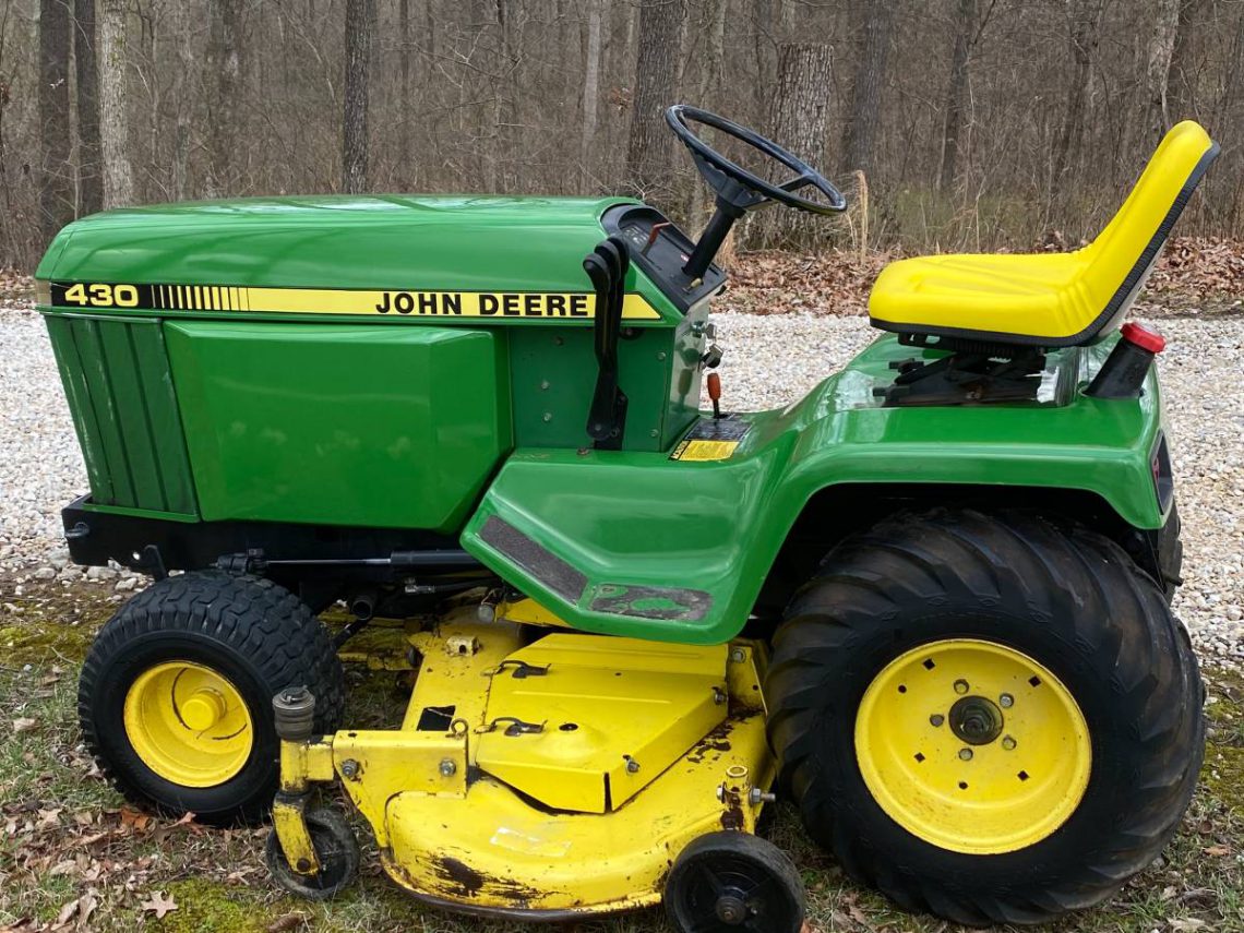 John Deere 430 Riding Lawn Mower - RonMowers