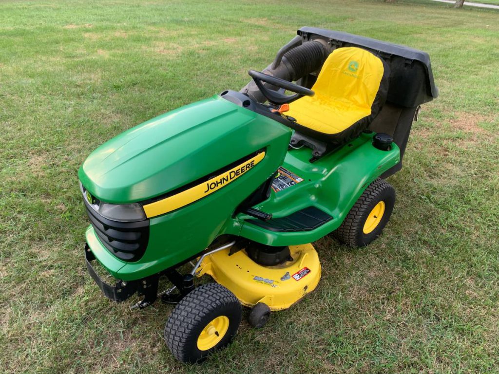 John Deere X300 42 inch lawn mower - RonMowers