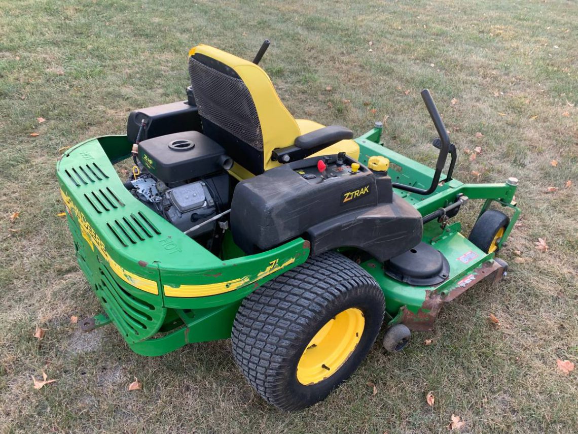 John Deere 757 Zero Turn riding lawn mower - RonMowers