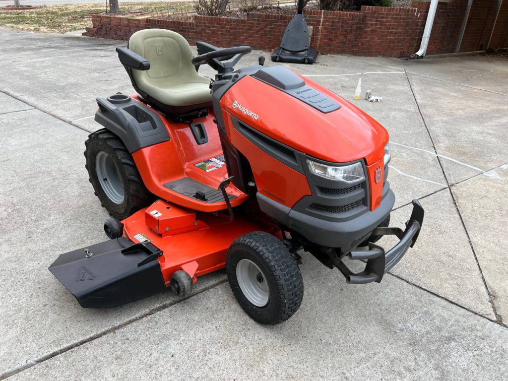 Husqvarna Riding Lawn Mower GTH27V52LS with 52” deck RonMowers