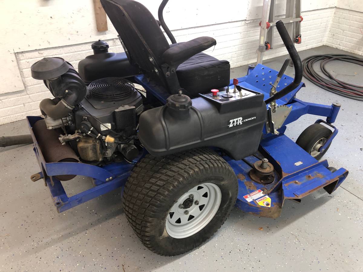 Dixon Grizzly 60” Zero Turn Riding Lawn Mower for Sale RonMowers