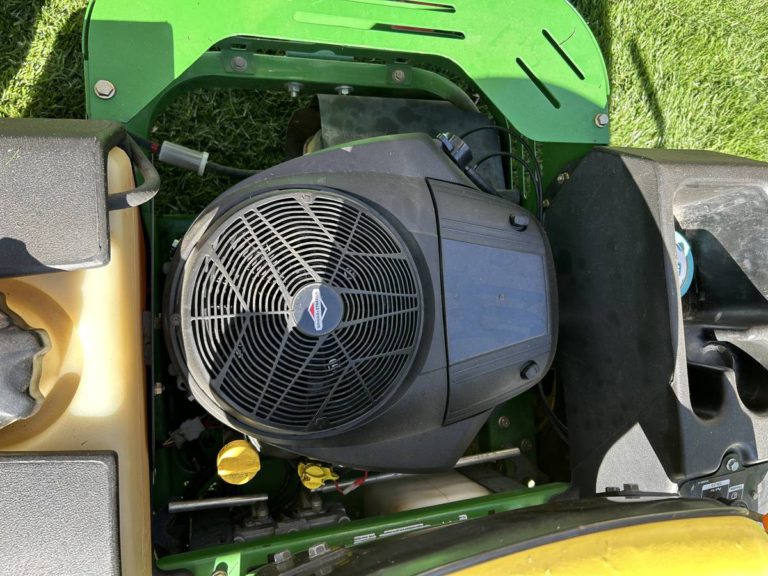 Jon Deere Z Zero Turn Mower For Sale Ronmowers