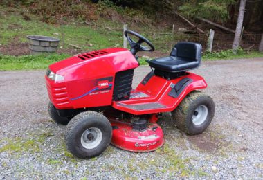 Woods F21D Mow'n Machine Zero Turn Lawn Mower - RonMowers