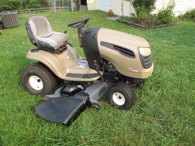 Craftsman DYS4500 riding lawn mower 24hp Briggs & Stratton - RonMowers