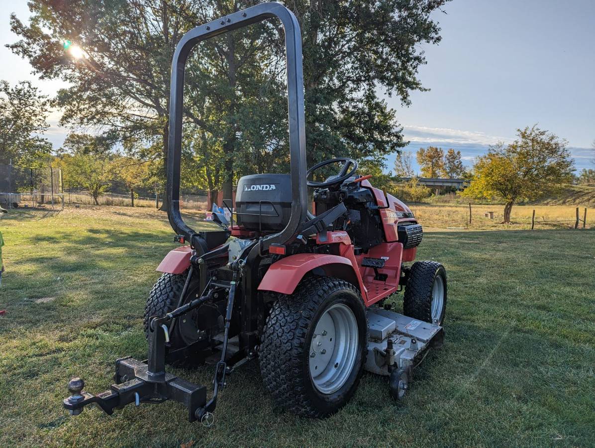 Honda 5518 lawn mower with front and rear PTO - RonMowers