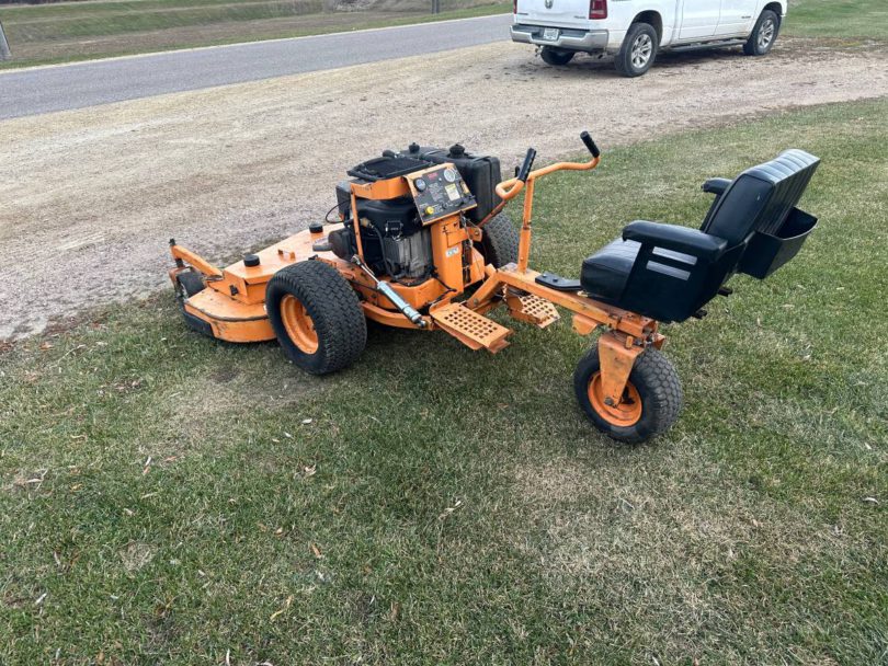 Used Scag STHM-23V 61 inch lawn mower for sale - RonMowers