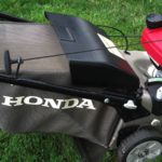 00w0w 5gmvPoR13xM 0CI0t2 1200x900 150x150 Honda HRR216 3 in 1 Self Propelled Mower with Auto Choke & Twin Blade System